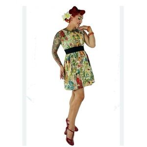 HEMET FRIDA CALÓ Floral Print Dress with Black Accents SIZE L